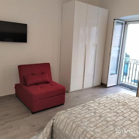 Casa Vacanze Dany Таранто Екстериор снимка